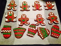 royal icingli kurabiye tarifi royal icing tarifi zencefilli kurabiye tarifi yilbasi kurabiyeleri yeniyil kurabiyeleri k kurabi ye yilbasi yiyecekleri kupkekler