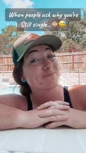 Guess the Lord made me hard to handle💁🏻‍♀️😅🙈#drafts #fyp #foryoupage  #trendingsong #single #funny #relatable #dierksbentley …also Im ready for  that warm Florida weather and sunshine again lol