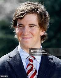 Eli Bush's Instagram, Twitter & Facebook