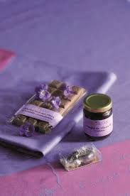 Chocolats Miels Confitures Gourmandises Parfumes A La Violette Confiserie Florian La Confiserie Gourmandise