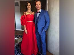 We did not find results for: Matthew Mcconaughey Wife Donate 80 000 Face Masks To Covid 19 First Responders In Texas Louisiana