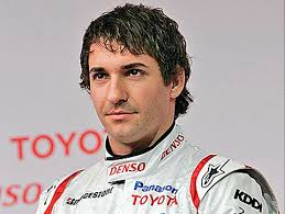 Formule 1: Timo Glock kruipt achter F1-stuur van Manor