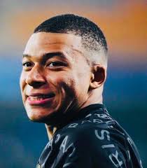 Bisher war kylian mbappé nie für besondere frisuren bekannt. Kylian Mbappe Facebook