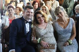 Find your friends on facebook. Daniel Martyniuk Zona Wiek Zenek Martyniuk Film Wiek Wzrost Benefis Syn Zona