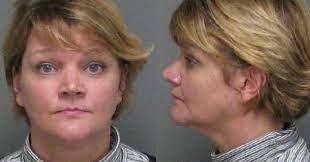 Lorrie North's Instagram, Twitter & Facebook