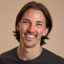 I'd like to introduce you to Charlie, the new Head of SEO and Search  Innovation at Sitelogic. We've had the opportunity to work together since  January, and it quickly became clear that