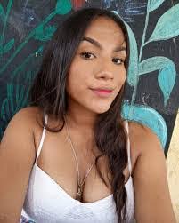 Stephanie Artiga's Instagram, Twitter & Facebook