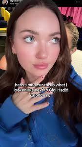 Alyssa Mccarter's Instagram, Twitter & Facebook