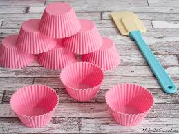 10 minuten in der form abkühlen lassen und auf ein brett stürzen. 7 Tipps Zu Silikonbackformen Makeitsweet De
