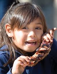 Downtown Lindsay awash in ribs