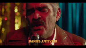 En Los Años Salvajes vas a conocer a Ricky Palace, un rockero olvidado que  intentará recuperar su dignidad arrebatada., Desde el 10 de abril en  cartelera 👌