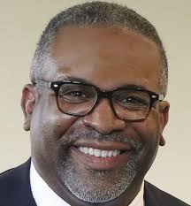 Robert Kermes's Instagram, Twitter & Facebook