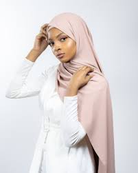 Il y a 4494 bandana foulard bavoirs en vente sur etsy, à un prix moyen de 11,80 €. Maxi Chiffon Opaque Hijab