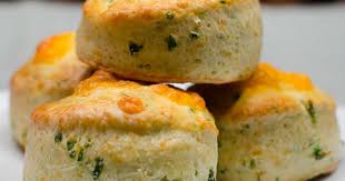 Scones A L Ail Des Ours Et Au Cheddar Recette Par Piratage Culinaire Ail Des Ours Culinaire Alimentation