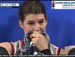 KASIHAN BUKILIC SAMPAI NANGIS..🥲🥲🥲 DUKUNG BUKILIC JANGAN MENGHUJAT..BIAR  BUKILIC BISA KRMBALI KE PERFORM AWAL LAGI..KIRIM BANYAK CINTA KE  BUKILIC💞💞💞