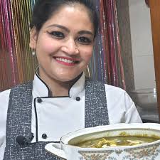 While wine and whiskey have long been associated with fine dining in India,  the craft beer revolution is creating exciting new possibilities for  pairing with Indian cuisine.