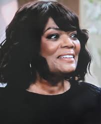 How awesome Yvette Nicole Brown was invited to the show to celebrate Sonya  Eddy. They were best friends and Yvette was one of the first people to let  us know about Sonya's