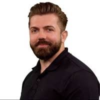 100+ perfiles de «Murati»