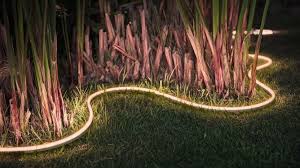 Beleuchtung für terrasse & balkon. Outdoor Lightstrip Philips Hue Leuchtstreifen Soll Garten Und Balkon Beleuchten Golem De