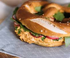 Obazda Brezel Sevencooks Rezept In 2020 Rezepte Kochrezepte Brezel