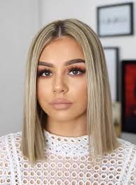 Il video mostra tagli di capelli sulle spalle.vuoi vedere capelli sulle spalle? Tagli Capelli 2021 Medi In Base Alla Forma Del Viso Archzine It