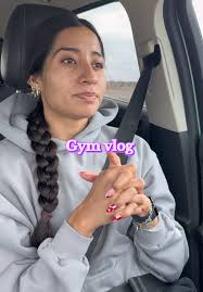 I light and easy workout for today’s gym vlog #gymvlog #gymvlogs  #gymlifestyle #gymlifestyledaily #womenworkouts #gymgirlsdaily @Beats by  Dre @New Balance Lifestyle @TLFapparel #creatorsearchinsights