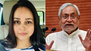 Bihar Political Crisis Rohini Acharya target nitish kumar to break alliance  with rjd said garbage | Bihar Political Crisis: 'मुबारक, कूड़ा ...', नीतीश  कुमार पर लालू यादव की बेटी रोहिणी आचार्य का तंज