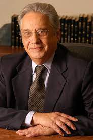 Nesse mesmo ano de 1998, o congresso aprovou uma lei que possibilitou a reeleição para os cargos de governadores, prefeitos, e presidente da república. Fernando Henrique Cardoso Conheca Mais Sobre O Ex Presidente Da Republica