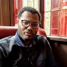 Hey girls, I'm a french 18 yo who just arrived in London and i'd love to go  training, so let me know if you want to meet, show me some nice place