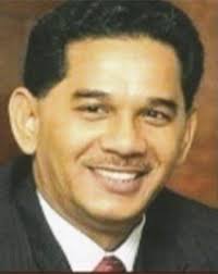 Pengarah urusan bank islam, datuk seri zukri samat berkata, pembabitan bank tersebut di dalam pembangunan hartanah masih di peringkat awal. Prominent Alumni