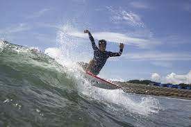 You will see asian surfers, african surfers, latin american surfers, korean surfers, american surfers olympic surfing will inspire young kids in asia, africa, latin america to go to the waves. J4o4orzuyptghm