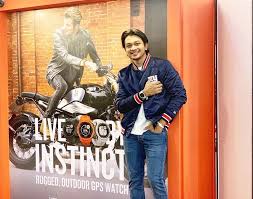 Lelakimu yang dulu 2019 episod 1. Biodata Shukri Yahaya Pelakon Drama Asalkan Dia Bahagia Iluminasi