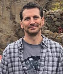 Darrell Mullen's Instagram, Twitter & Facebook