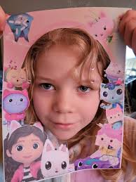 Preparation for her birthday party in 20 days