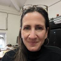 400+ perfiles de «Michaelides»