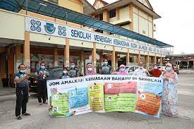 Smk sultan abdul aziz asub kohas teluk intan. Banners On New Normal For Schools The Star