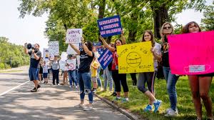 Sharon j is organizing this fundraiser on behalf of alvaro contreras. How School Leaders Respond To Public Outrage During Covid 19