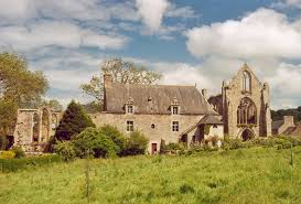 27 Abbaye De Beauport Histoire L Entretien Des Batiments De Beaufort Par Suite De La Diminution Des Ressources Due Aux Prelevements Des Abbes Commandataires