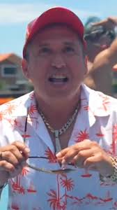 🎶🎤 Seguimos cantando en nuestro camión, la #música es nuestra gasolina ⛽️  , La gente y el inmenso cariño que nos dan son las llantas que nos ayudan a  seguir rodando, paso a paso, kilómetro a ...