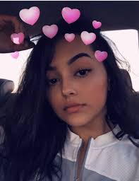 Pin By Beatrizromao On Girl Selfies Poses And Ideas Pretty Girls Selfies Cute Nose Piercings Snapchat Girls