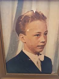 Gjorde en rensning bland lådorna på lagret, antalet lådor där är stort. I  en av dem som det var dukar och annat av tyg i fann jag denna flagga från  Stampens MC.