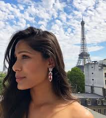 This kissing picture of Freida Pinto and Cory Tran goes viral; actress  shares unseen wedding photos- The Etimes Photogallery Page 25