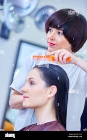 Ses cheveux aujourd'hui Banque de photographies et d'images à haute  résolution