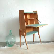 Un meuble secretaire ne signifie pas imperativement devoir renoncer aux tables de bureau. Secretaire Bois Vintage B204 Mobilier Ancien Meubles De Chambre Relooking Relooking Meuble