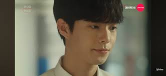 DRAMA:-DYNAMITE KISS Dynamite kiss is about a love affair between a married  woman and her boss**plot twist** she is not married she just poses as a  marrird woman and mother to earn