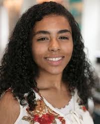 Lisa Luzzi's Instagram, Twitter & Facebook