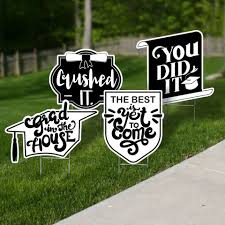 Customize your graduation yard signs with your choice of shape, size, colors and text. Custom And Personalized Graduation Yard Signs Stumps Party