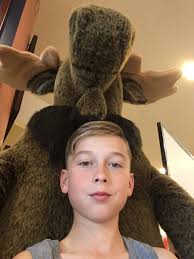 Sean Short (@SeanShoer)