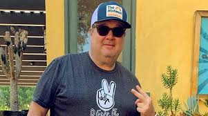 Eric stonestreet popped the question. Is Eric Stonestreet Gay Or Married To A Wife Is He Dating A Girlfriend Gay Celebrities