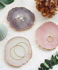 Jasmine Natural Resin Stone Lilja Stone